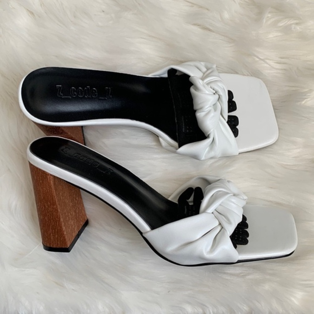 Z-Code-Z heeled sandals US size 7